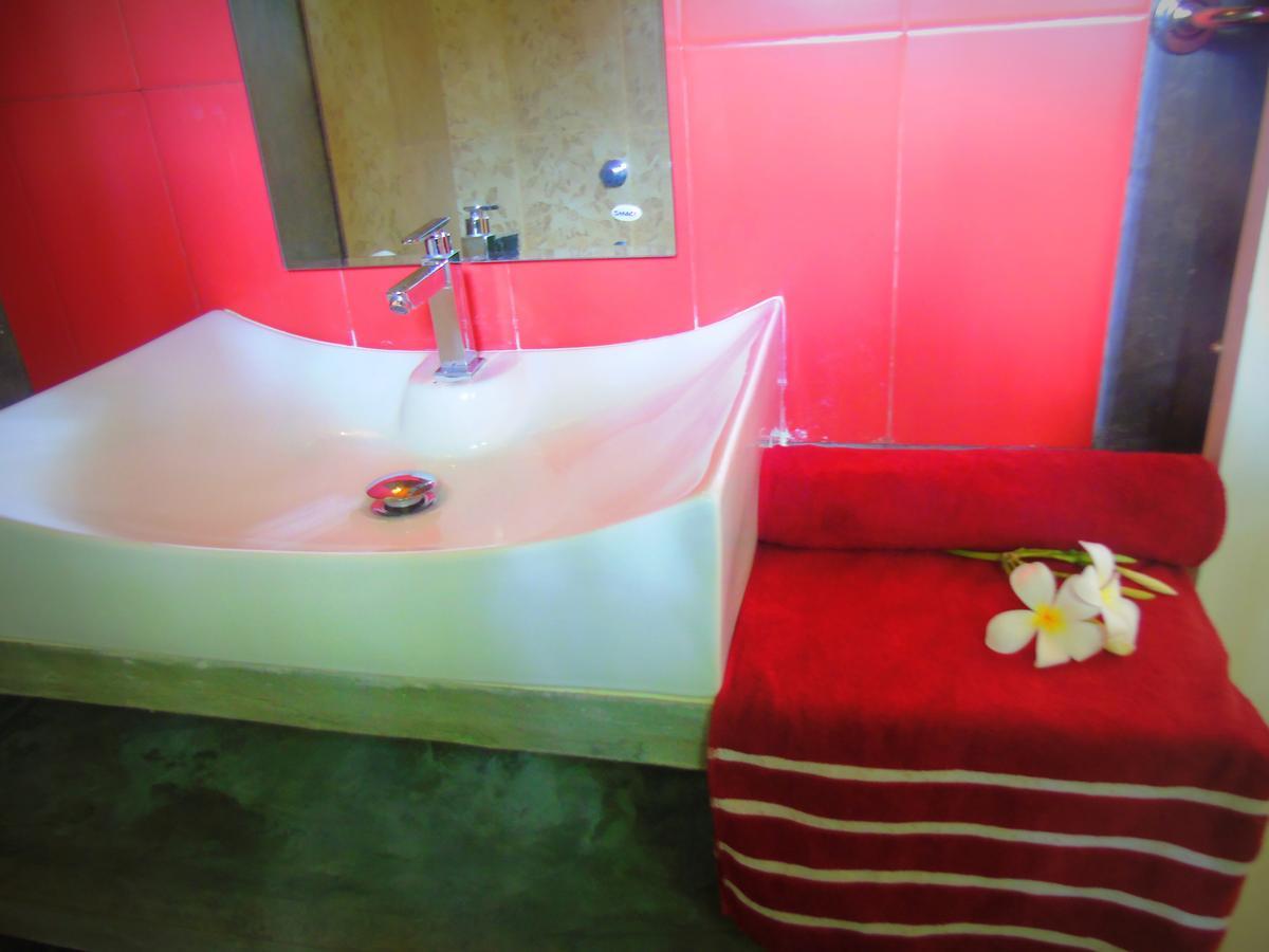 Talalla Coconut Hotel Buitenkant foto