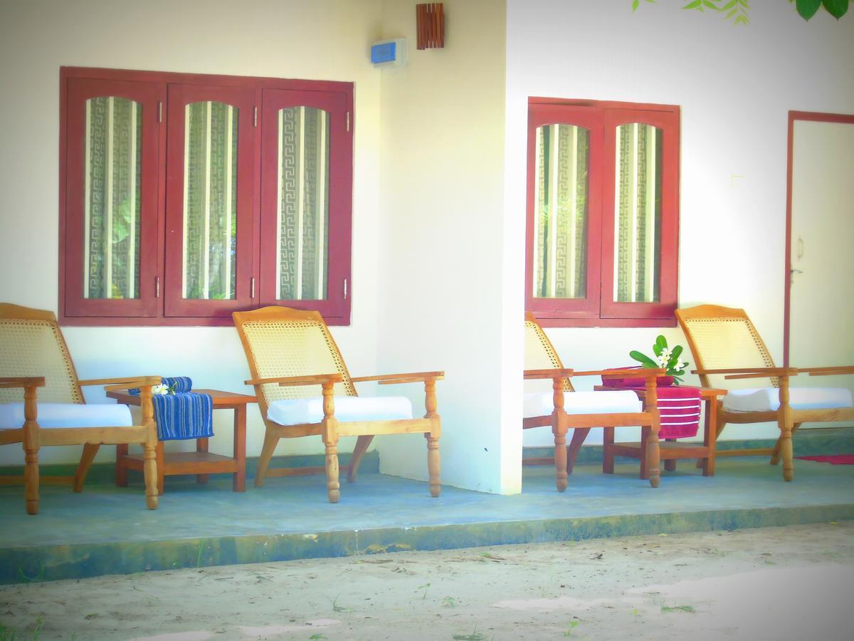 Talalla Coconut Hotel Buitenkant foto